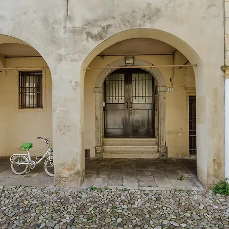 Yourbanflat Clock Tower Apartman Padova