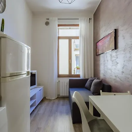 Yourbanflat Clock Tower * פאדובה